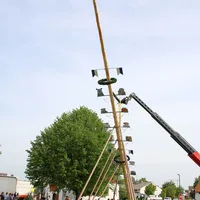2024-05-01-MaIbaum aufstellen-03.JPG