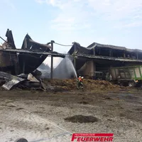 2018-08-22-Großbrand-Maschinenhalle-09.jpg